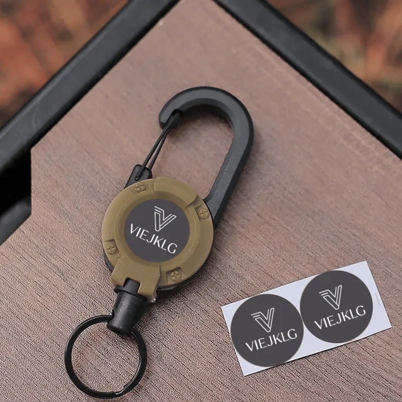 💥LAST DAY SALE 💥🏆Retractable Carabiner Keychain 🎣 – 65cm Steel Cord, Heavy-Duty Badge Reel, Lightweight EDC Tool for Keys, ID & Outdoor Use